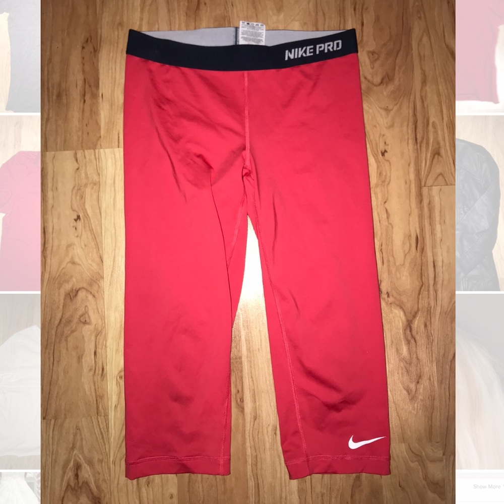 Red Nike pro leggings